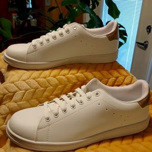 Memory Foam Sneakers, Size 11,